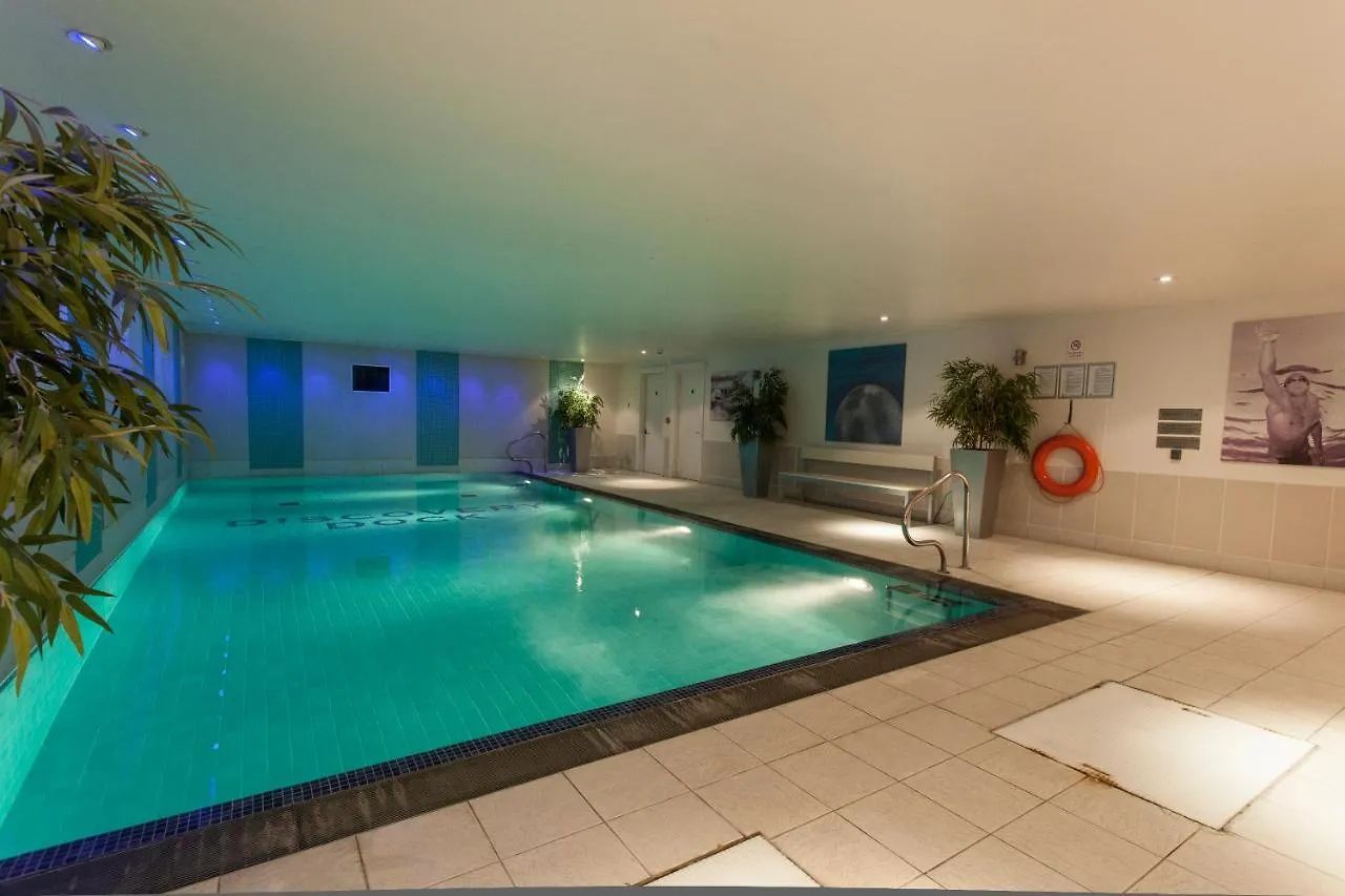Discovery Dock Apartments London
