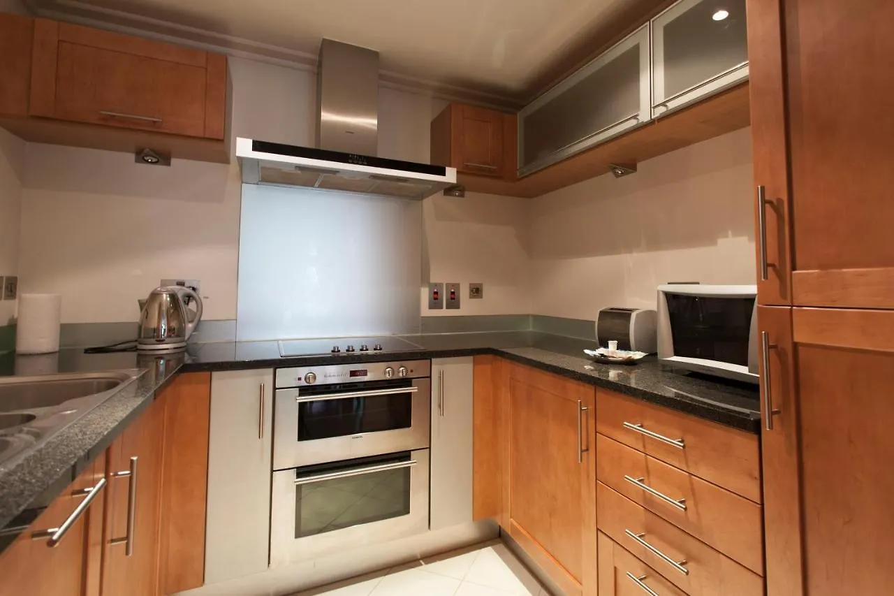 Discovery Dock Apartments London